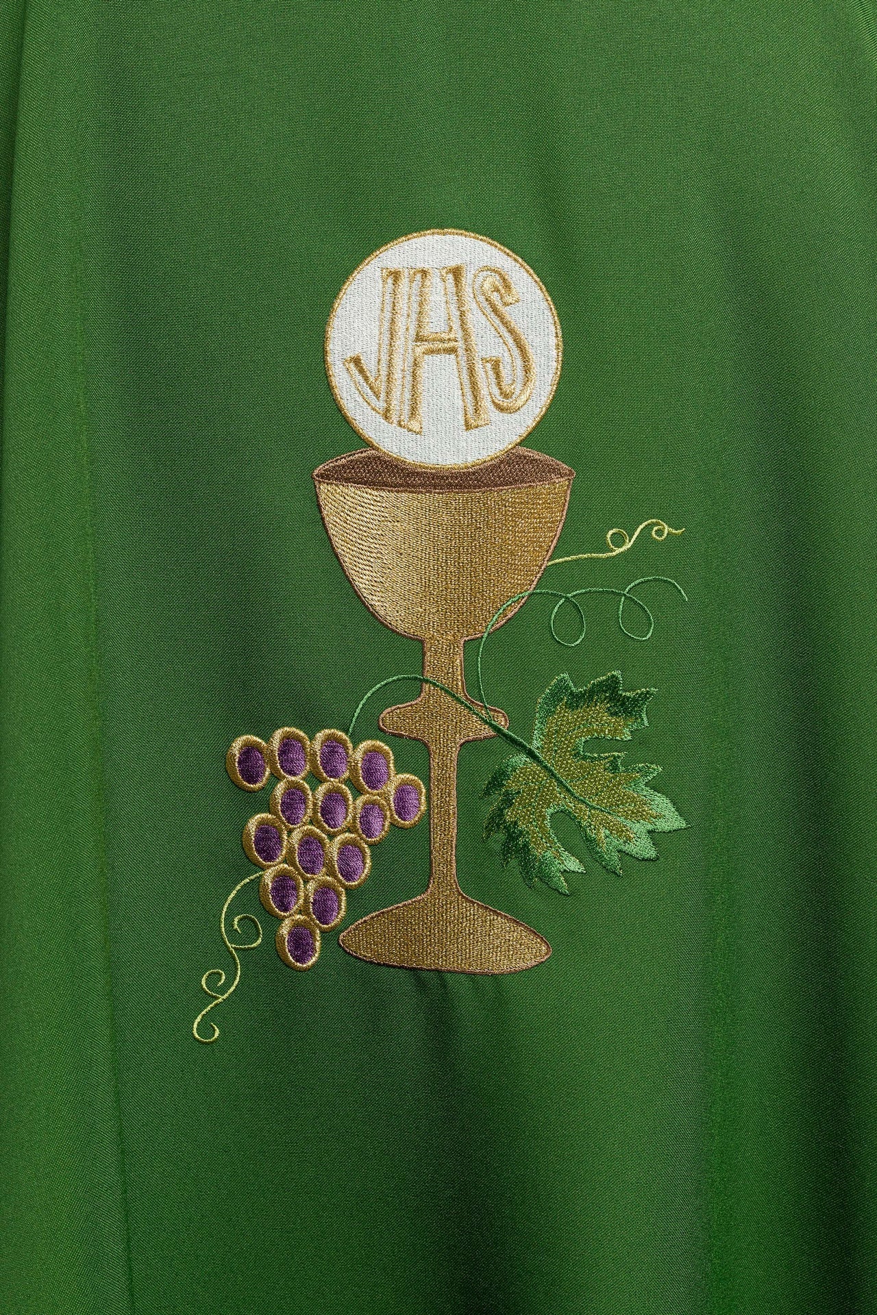 Ornat Zielony Haftowany Kielich i Winogrono - Liturgiczny Sklep Alba - alba.pl