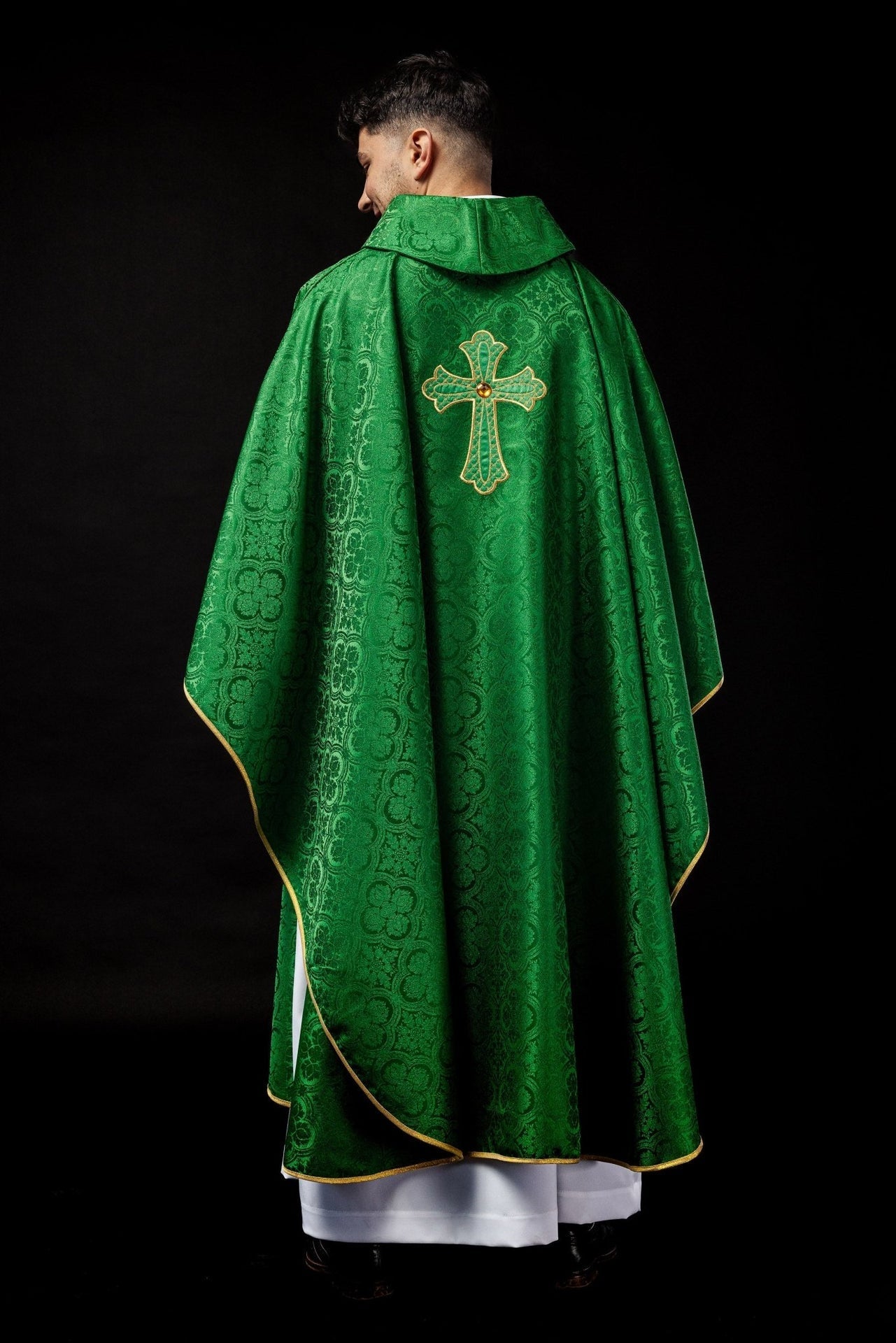 Ornat Zielony Haftowany z Krzyżem Złotą Nicią Liturgiczny - alba.pl
