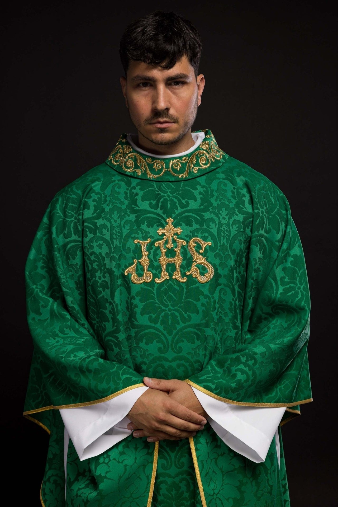 Ornat Zielony IHS Złoty Haft - Elegancki Kołnierz Polska Produkcja - alba.pl