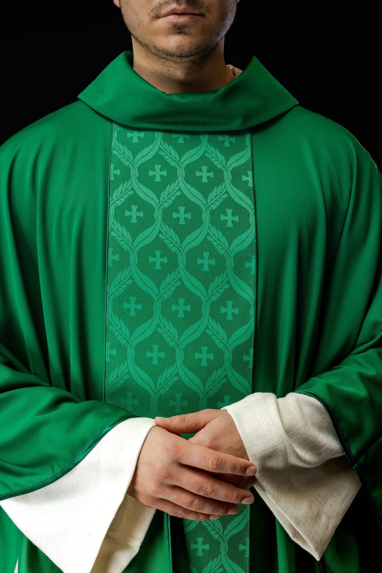 Ornat Zielony z Żakardowym Pasem w Krzyże - Liturgiczny - alba.pl