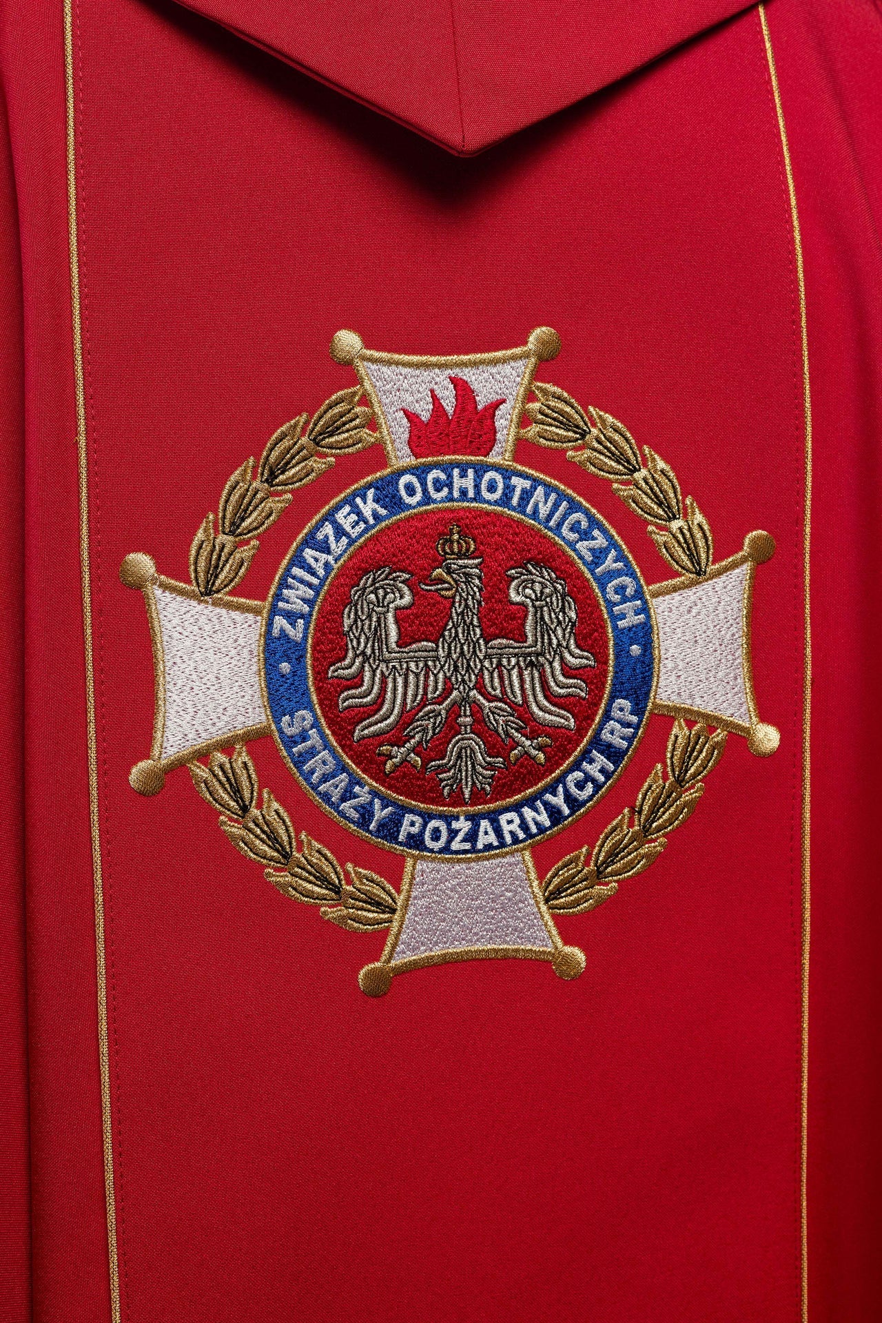 Ornat Złoty Haftowany Święty Florian z Golfem i Stułą - alba.pl