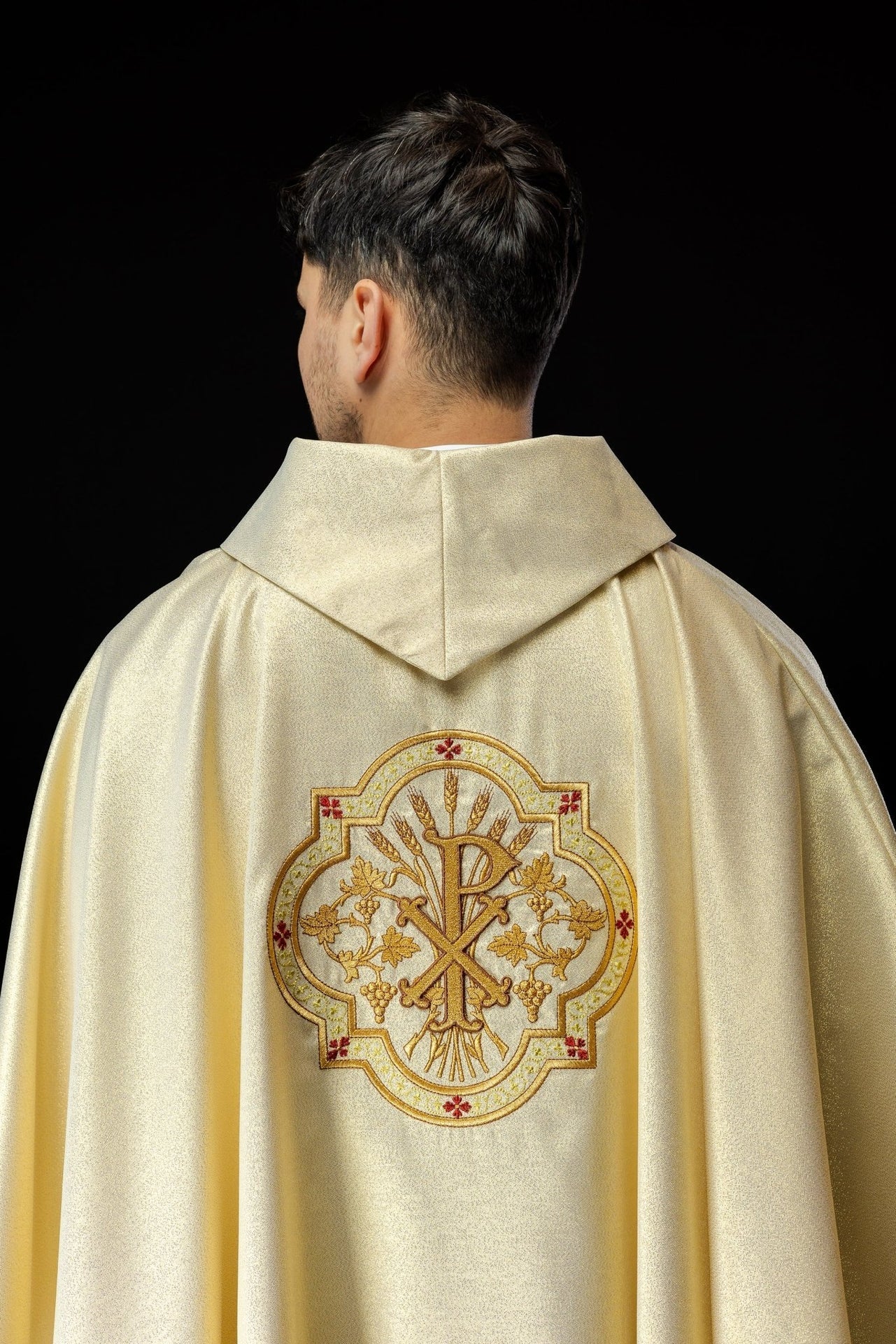 Ornat Złoty IHS PAX Haftowany - Liturgiczny Strój Premium - alba.pl