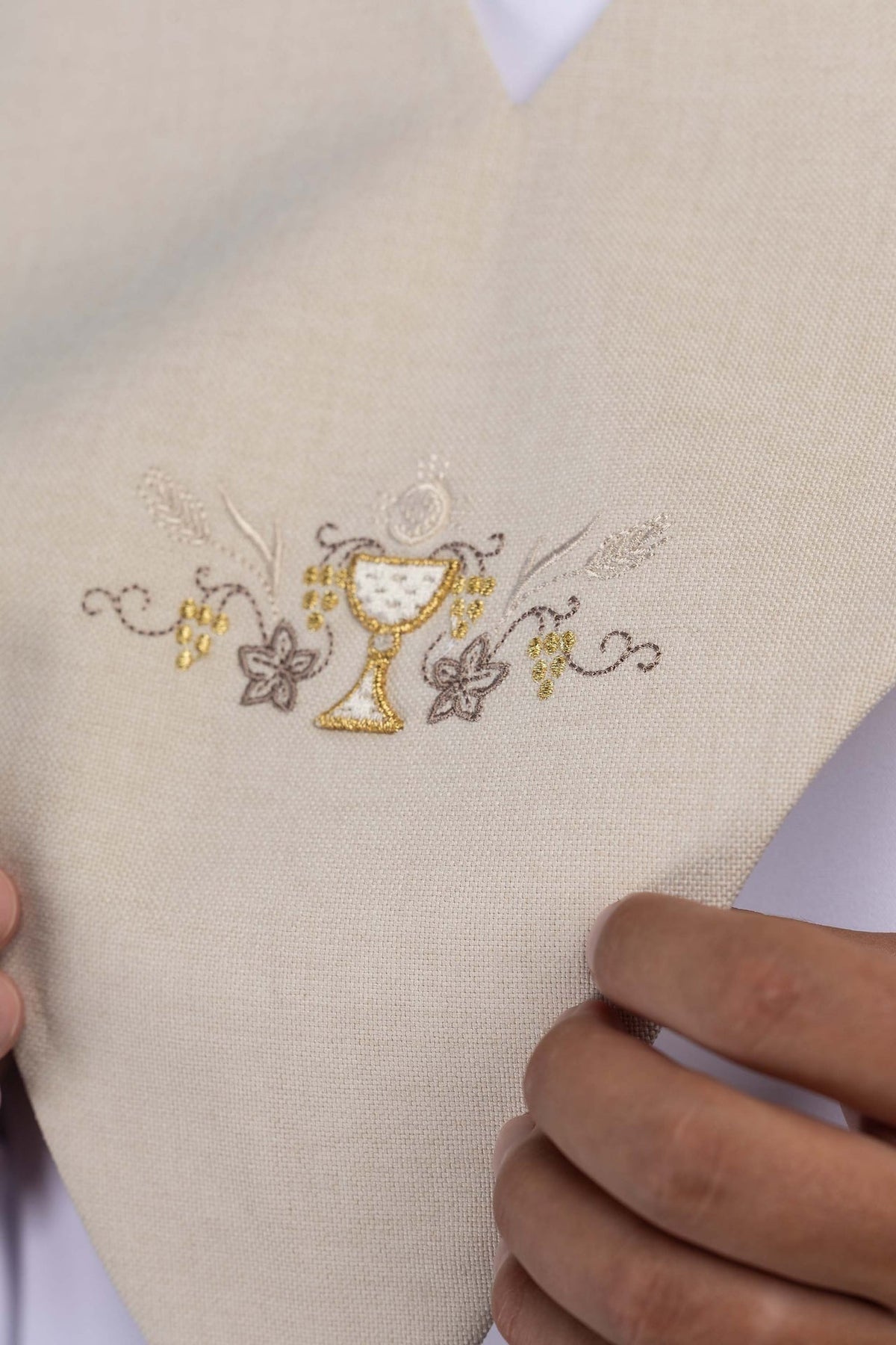 Paliusz lektorski z haftem kielicha eucharystycznego ecru - alba.pl