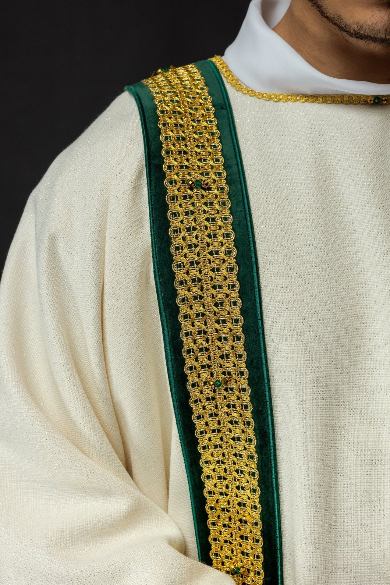 Ręcznie Wykonana Dalmatyka z Kamieniami - Kolekcja Handmade 1001 - alba.pl
