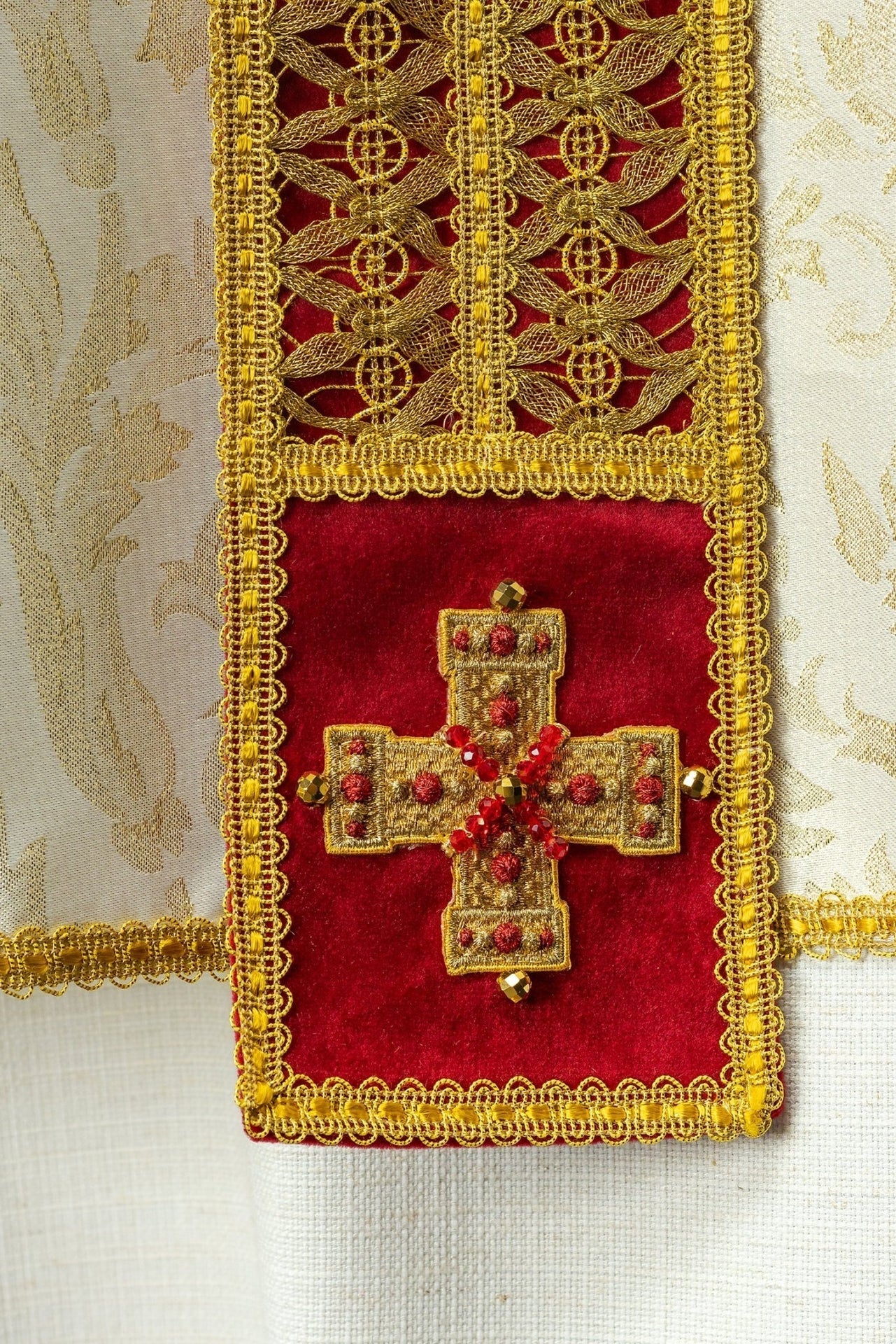 Recznie Wykonany Ornat z Kamieniami Naturalnymi Handmade 7009 - alba.pl