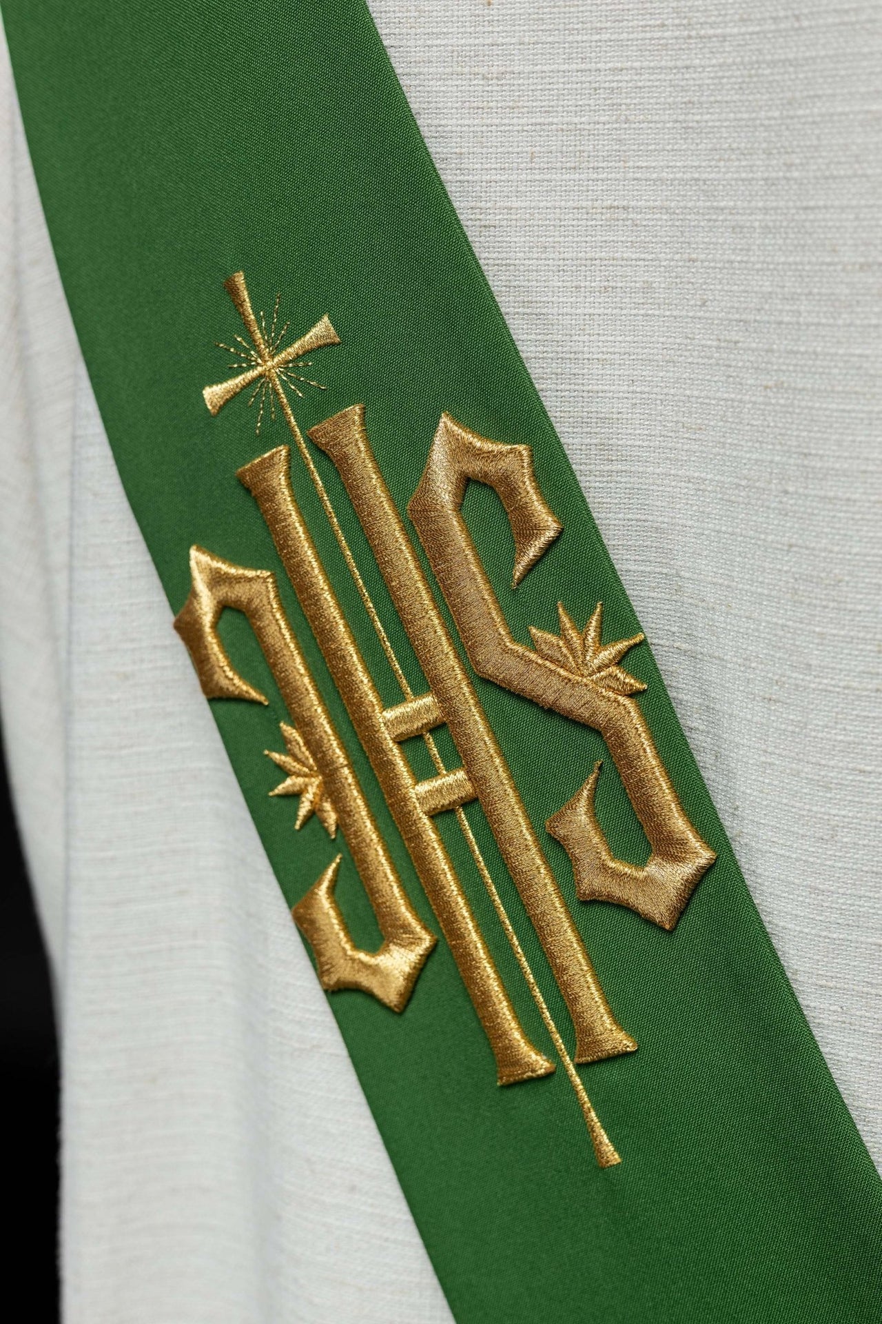 Stuła Diakońska IHS z Krzyżem - Elegancka Szata Liturgiczna - alba.pl