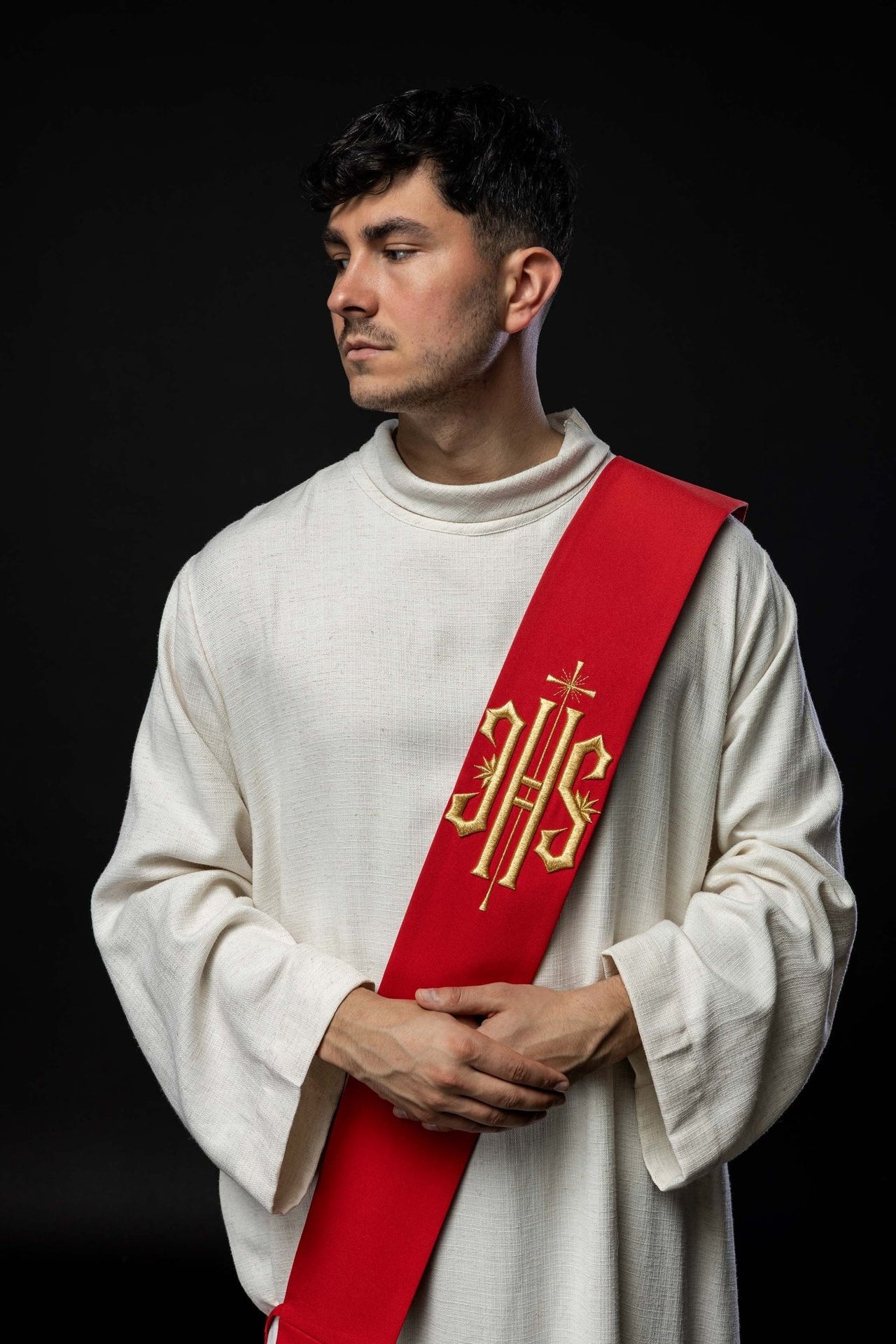Stuła Diakońska IHS z Krzyżem - Haftowana Liturgiczna Elegancja - alba.pl
