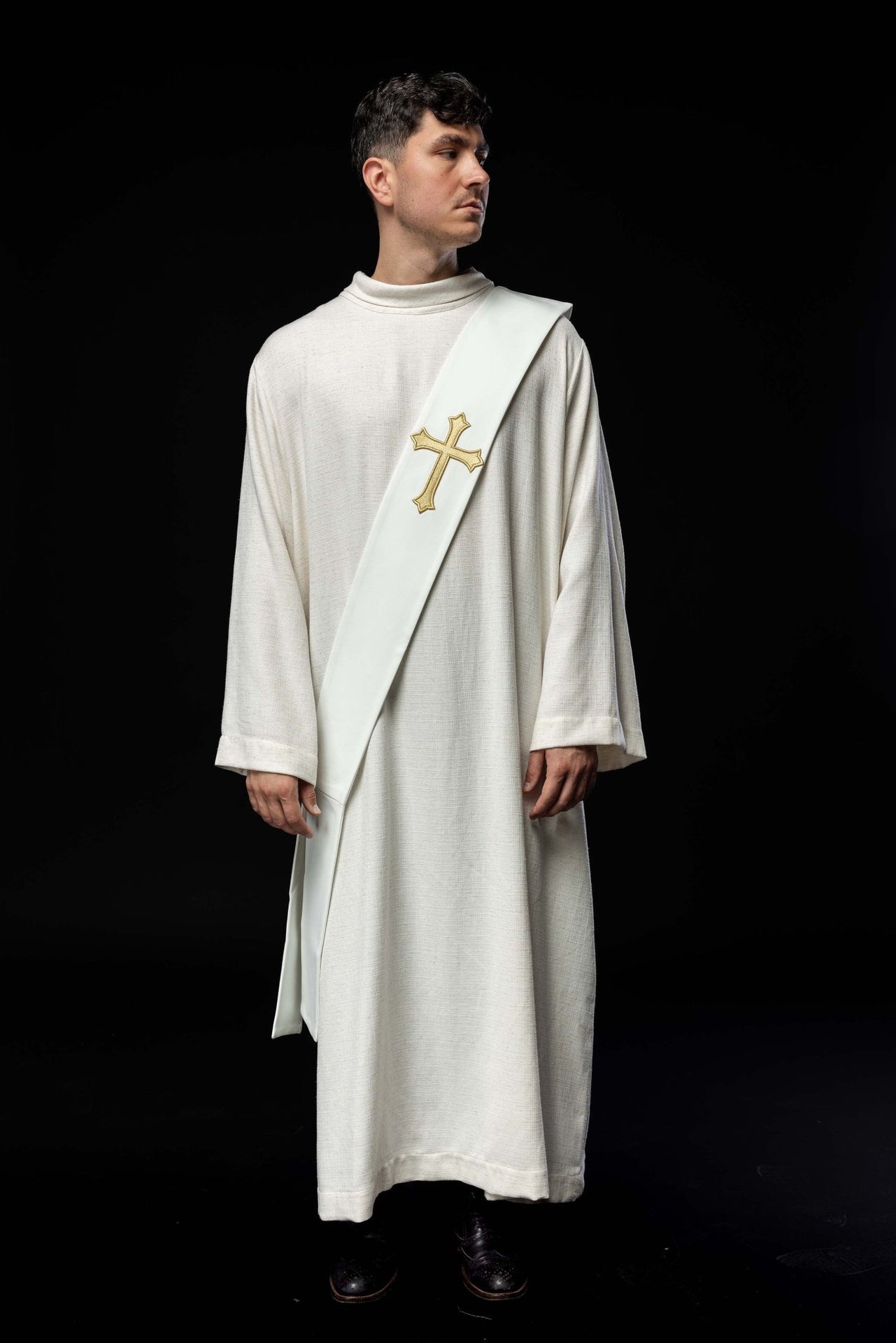 Stuła Diakońska z Krzyżem - Elegancka Szata Liturgiczna - alba.pl