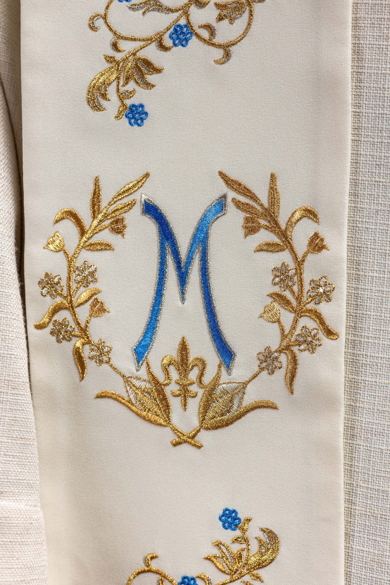 Stuła haftowana Maryjna ecru