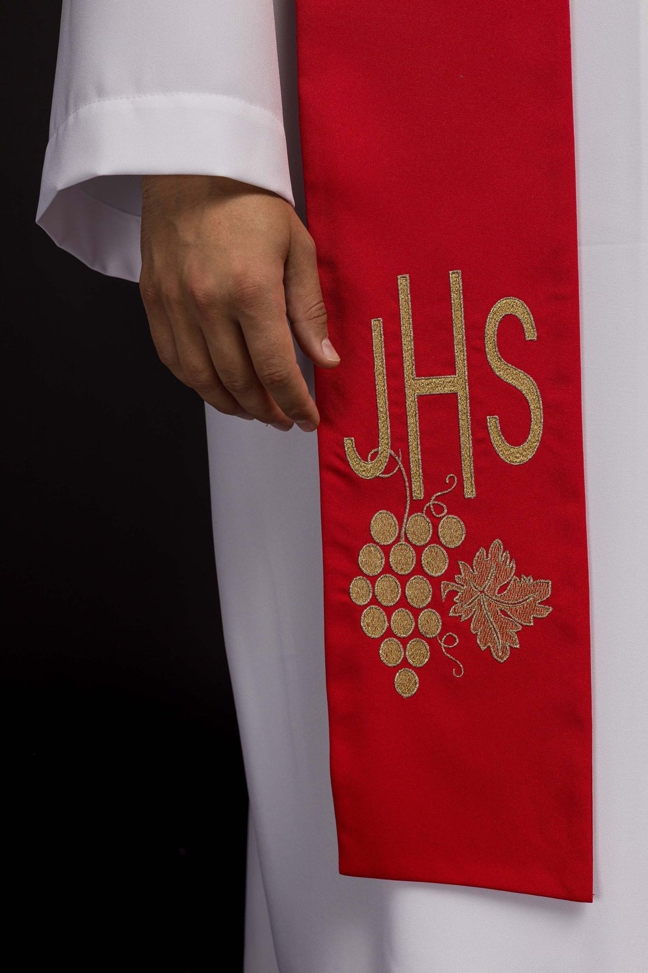Stuła Kapłańska Czerwona Haft IHS Winogrona - Elegancka Liturgia - alba.pl
