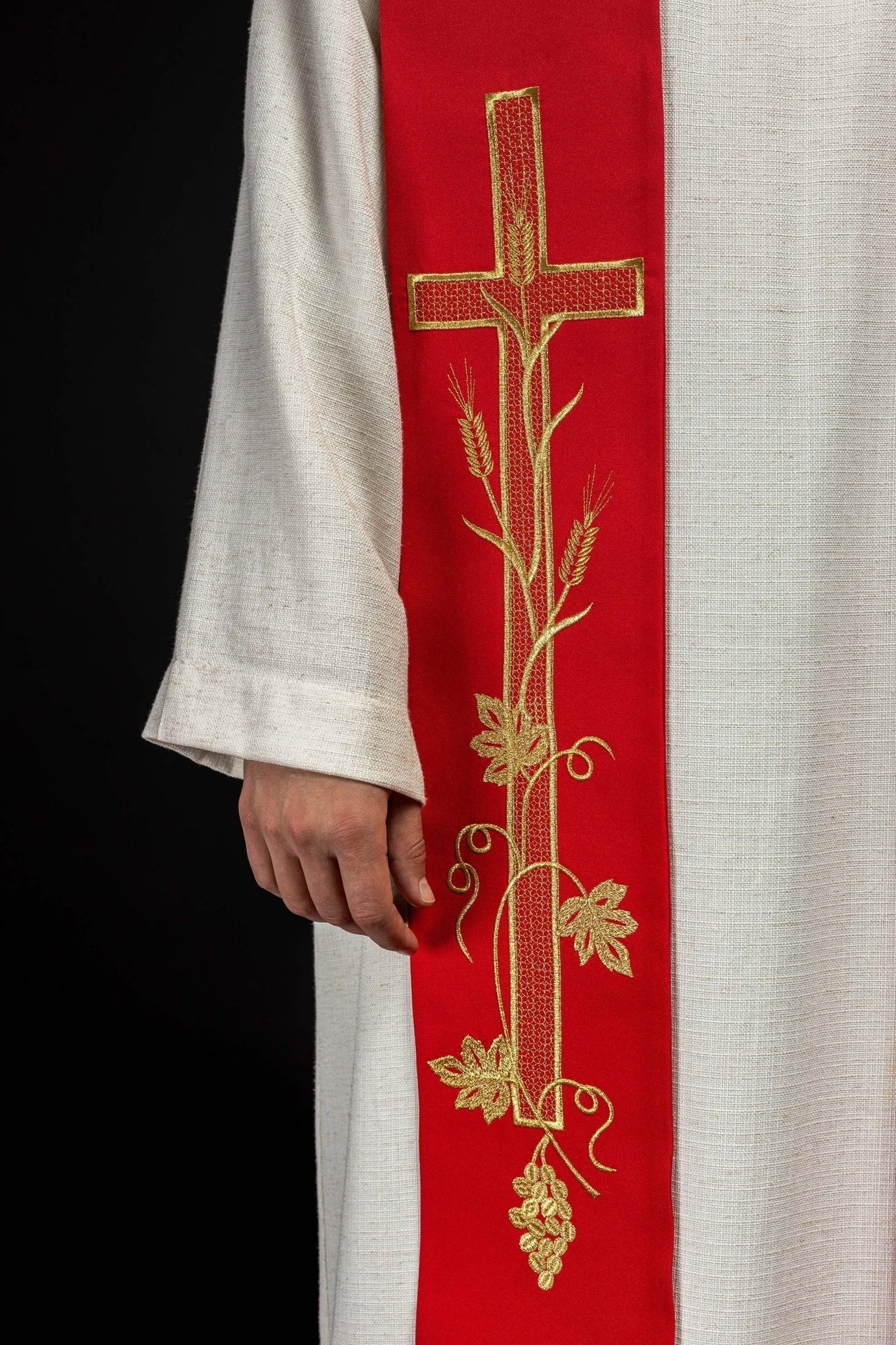 Stuła Kapłańska Czerwona Haftowana Krzyżem - Elegancka Liturgia - alba.pl