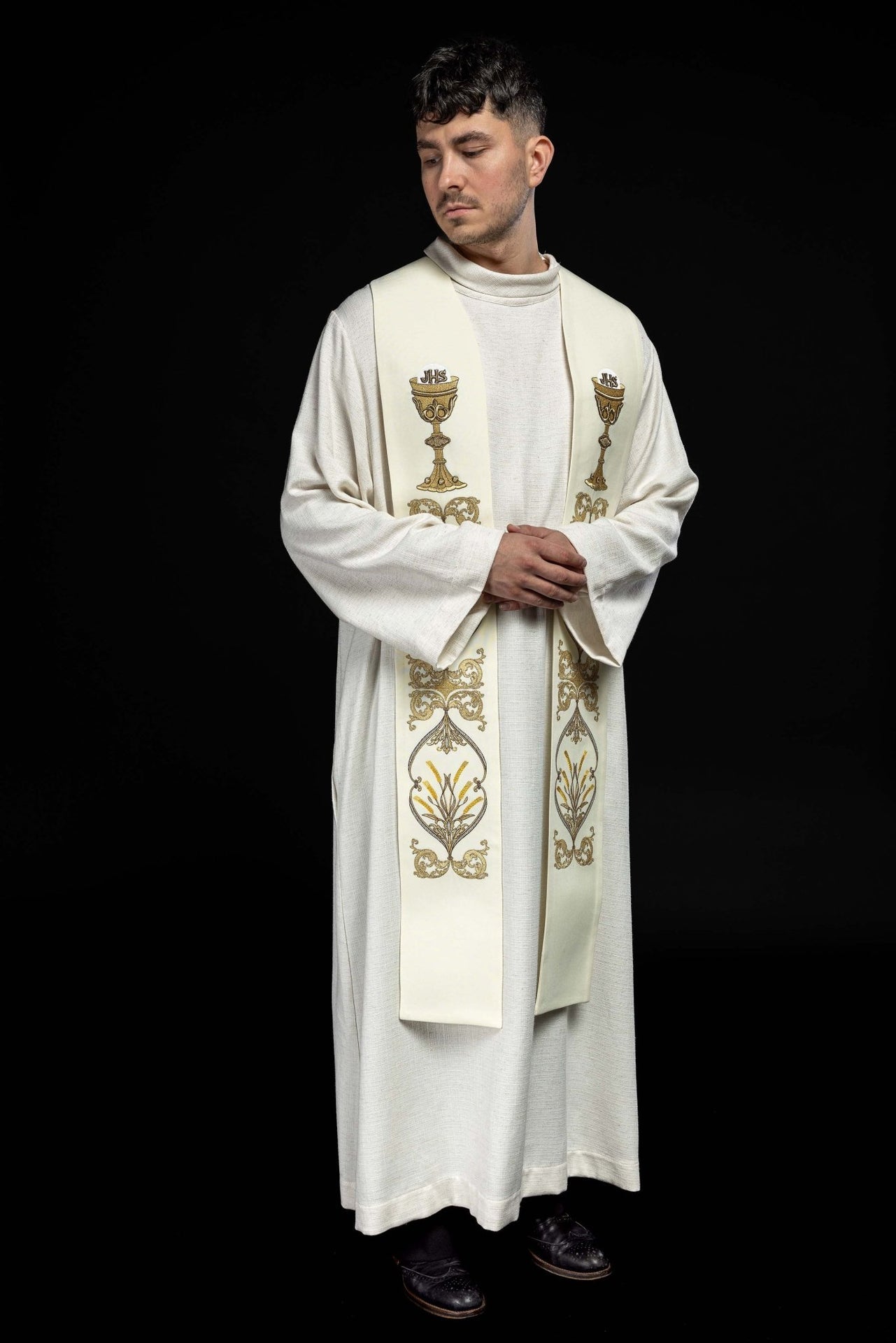 Stuła Kapłańska Ecru z Haftem IHS Kielich - Elegancka Liturgia - alba.pl