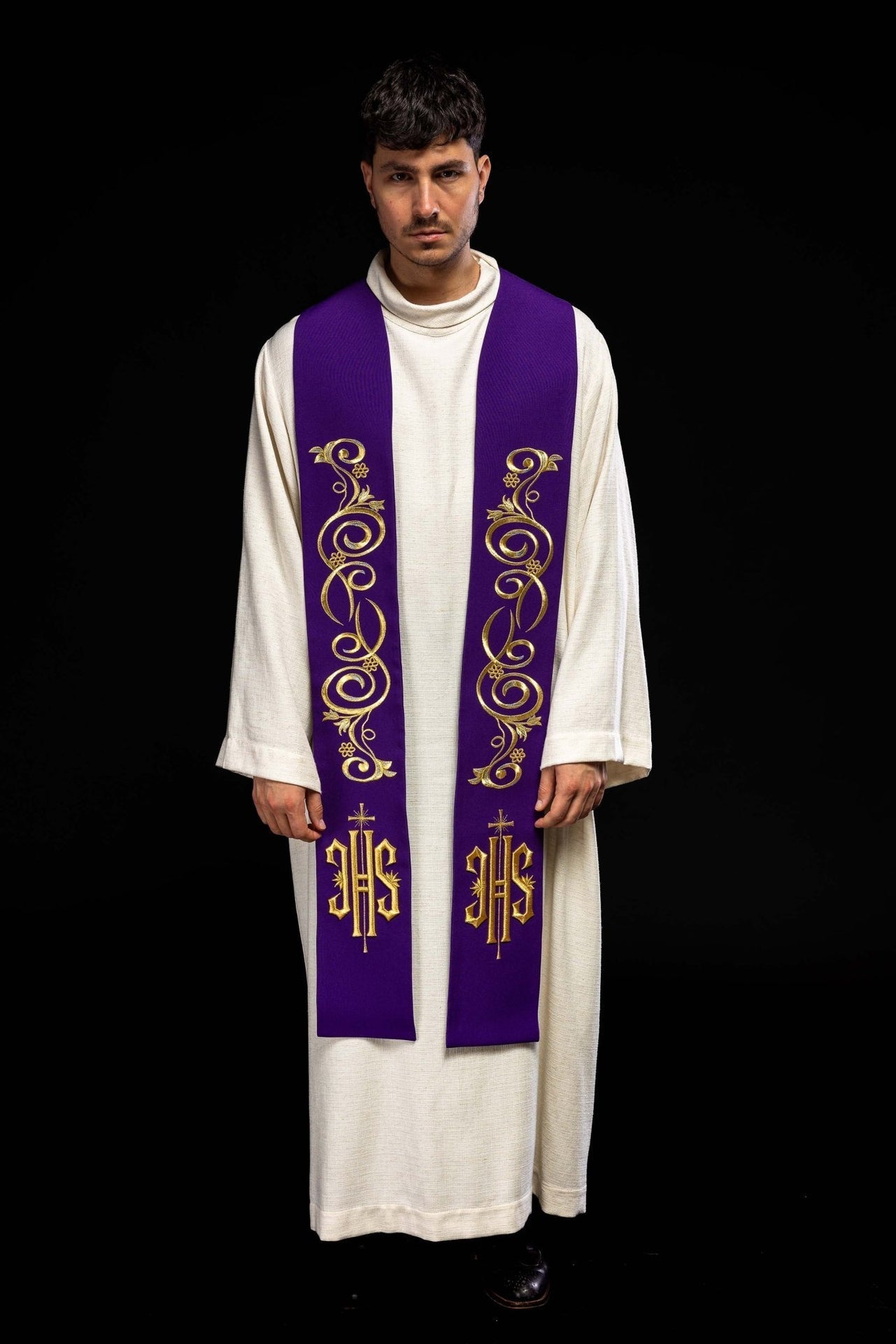 Stuła Kapłańska Fioletowa Haftowana IHS - Liturgiczna Elegancja - alba.pl
