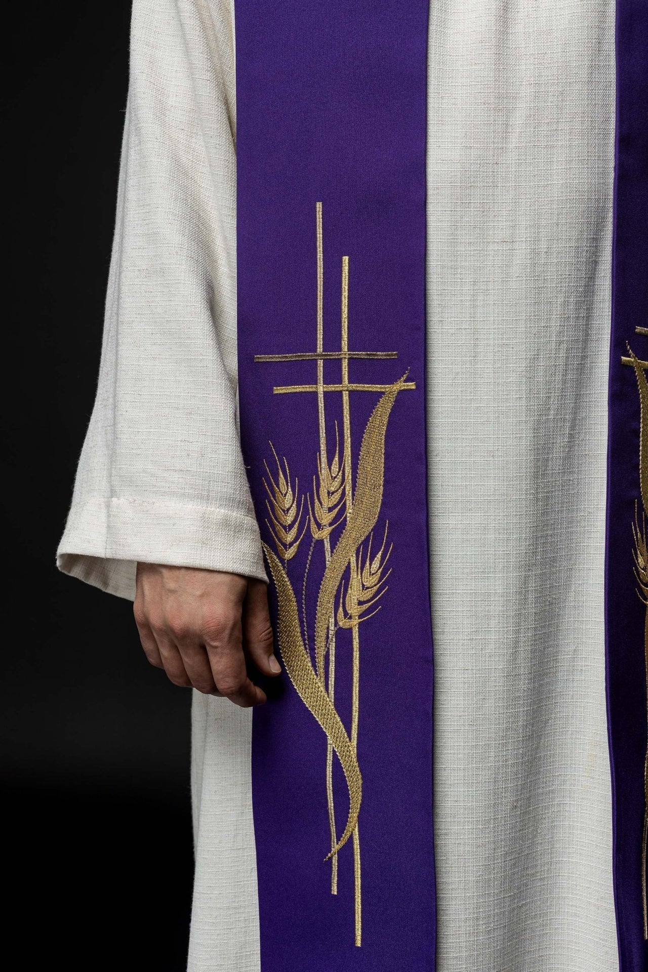 Stuła Kapłańska Fioletowa Haftowana Krzyż i Kłosy - alba.pl