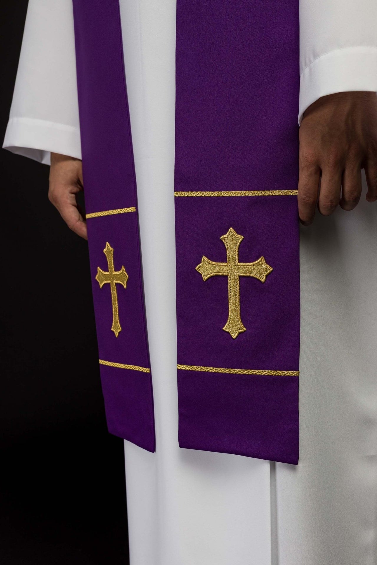 Stuła Kapłańska Fioletowa Haftowana Krzyżem - Elegancka Liturgia - alba.pl