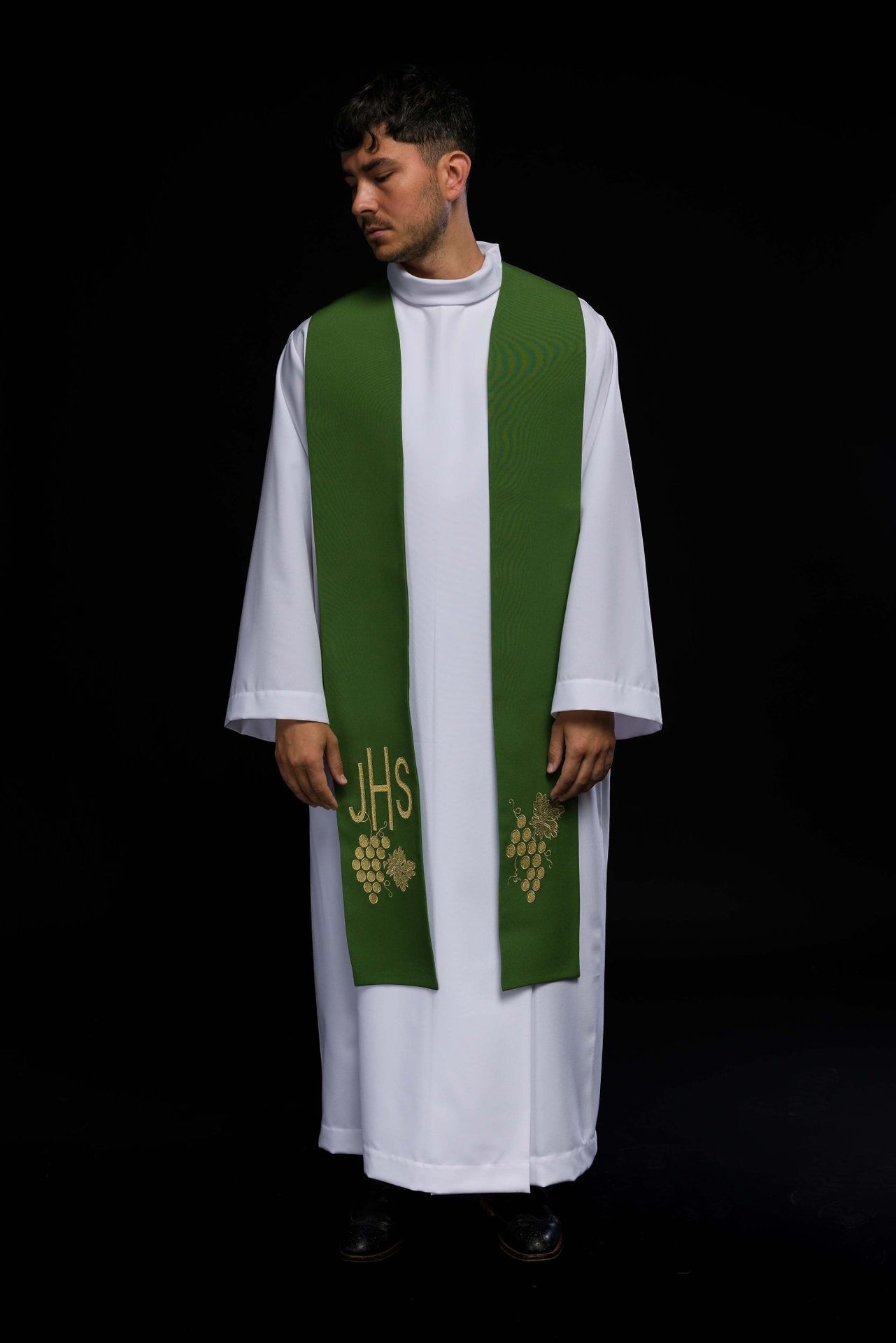 Stuła Kapłańska Zielona IHS Winogrona Haftowana - Elegancka Liturgia - alba.pl