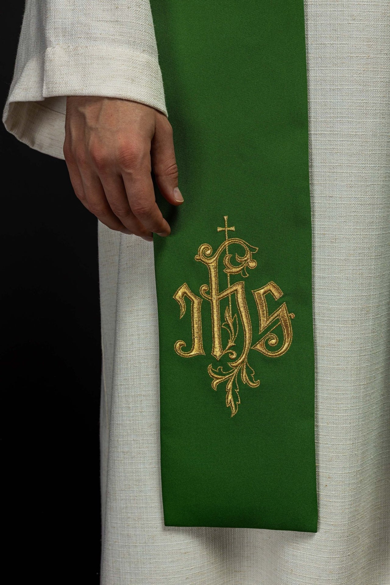 Stuła Kapłańska Zielona z Haftem IHS - Liturgiczna Elegancja - alba.pl