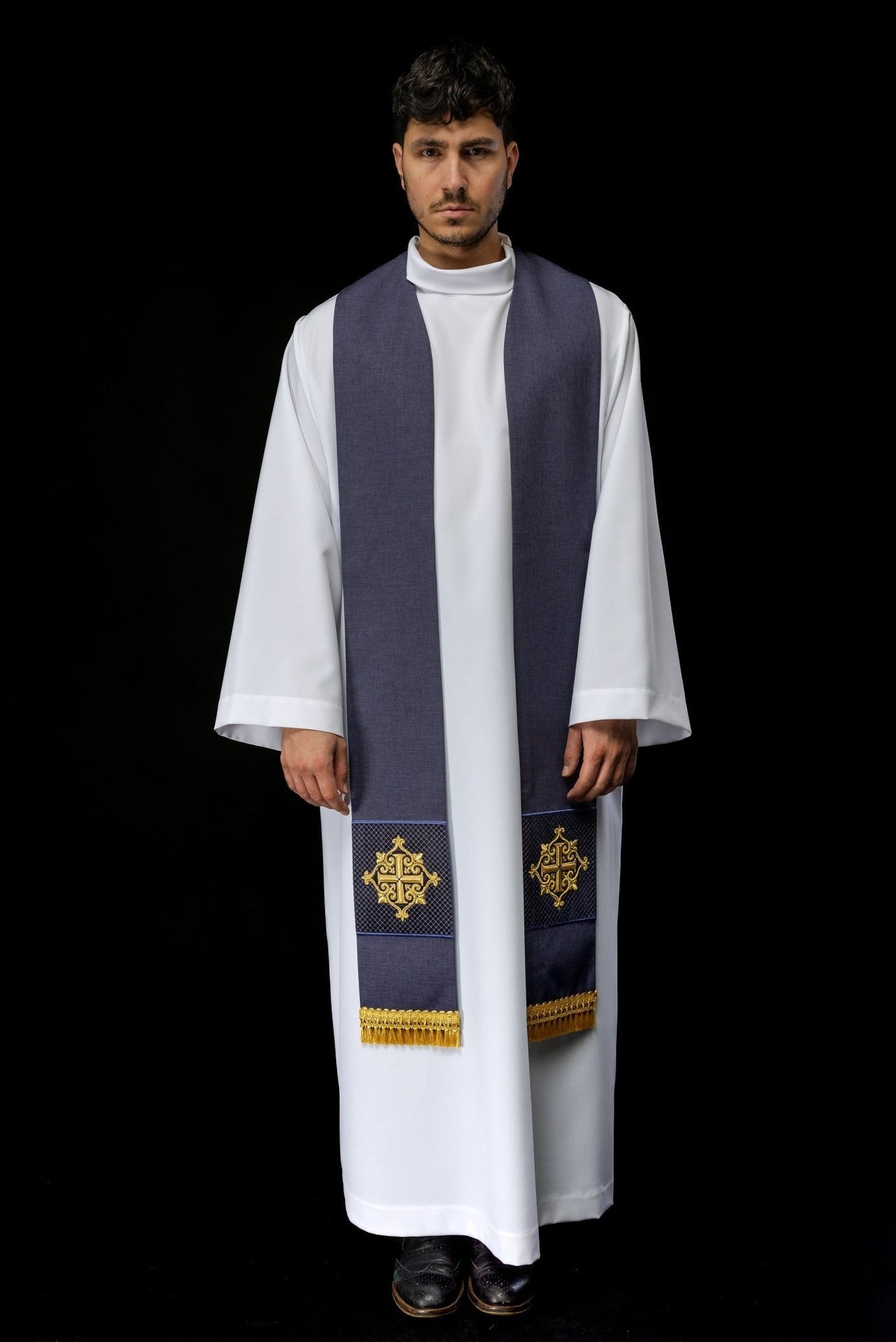Stuła Liturgiczna Fioletowa z Aksamitu - Krzyż Haftowany - alba.pl