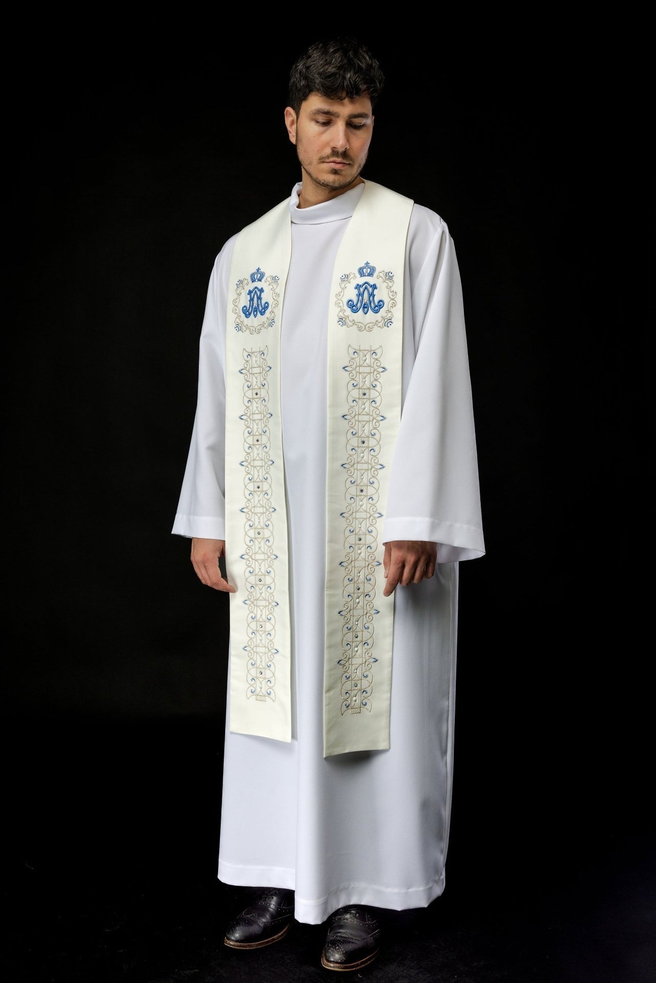 Stuła Maryjna Haftowana Niebieską Nicią - Symbol Maryjny - alba.pl