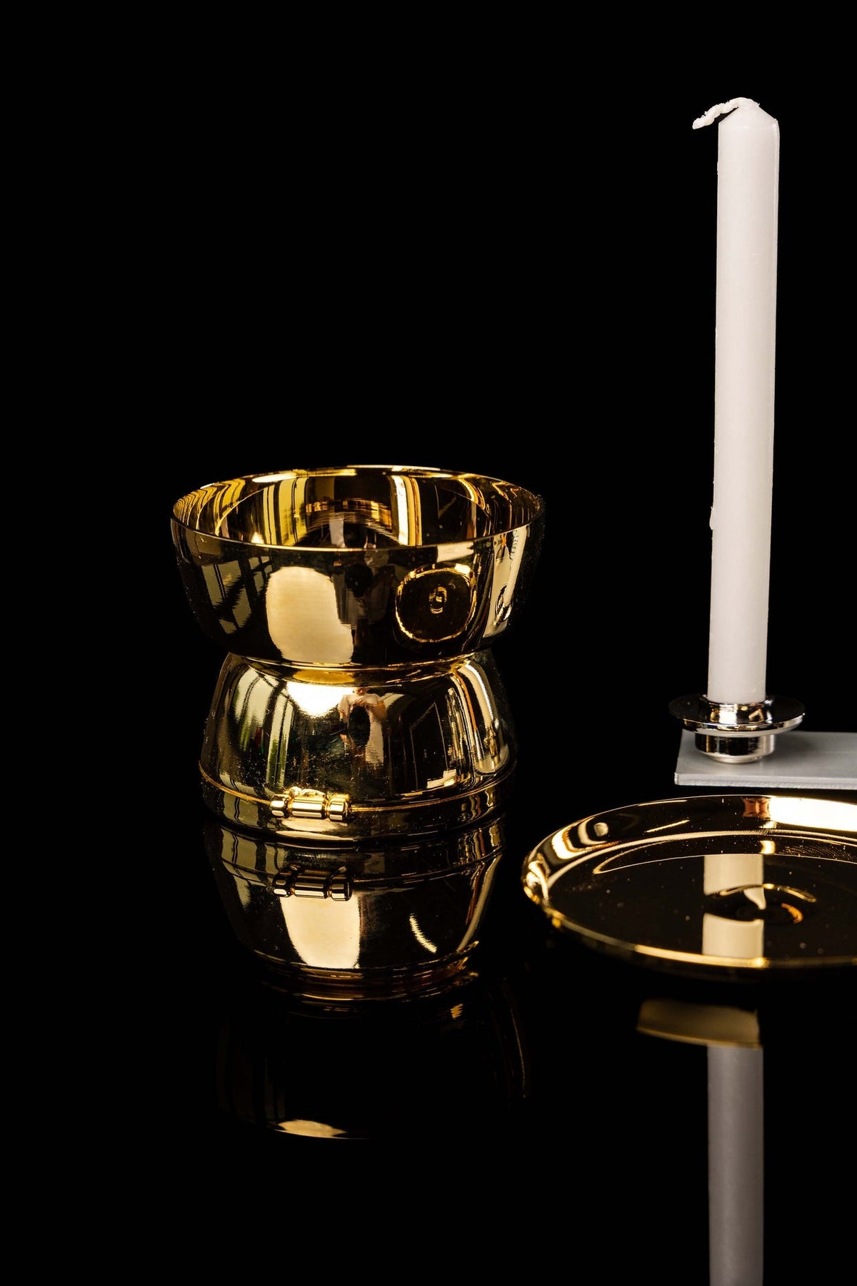 Walizka z wyposażeniem liturgicznym na misje - alba.pl