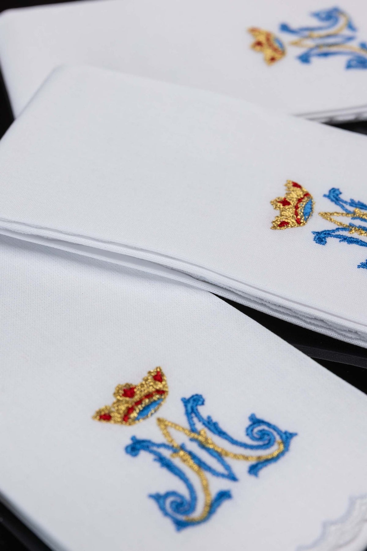 Zestaw 5 sztuk Puryfikaterzy liturgicznych z haftem maryjnym - alba.pl