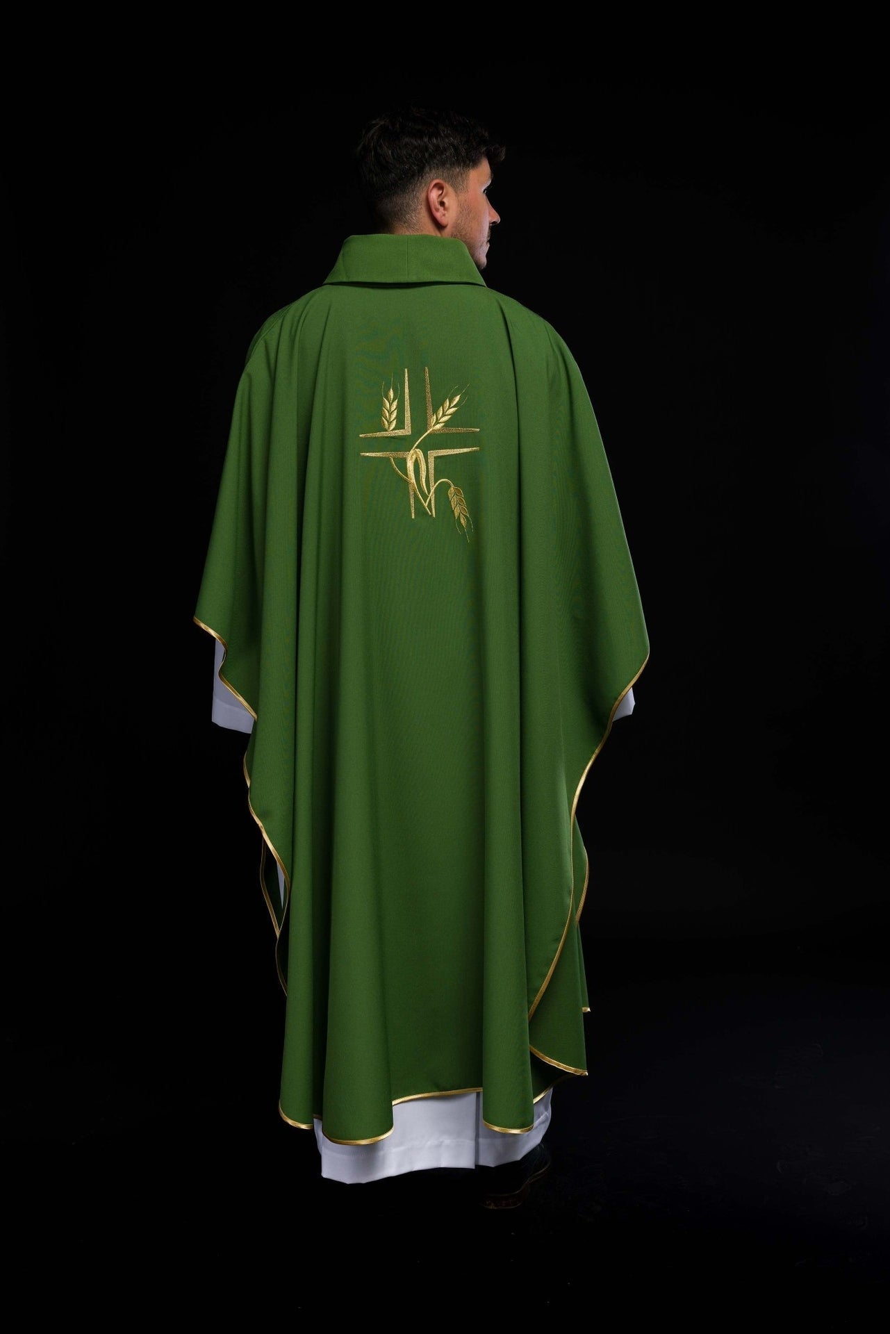 Zielony Ornat Liturgiczny z Haftem Krzyża i Kłosów - alba.pl