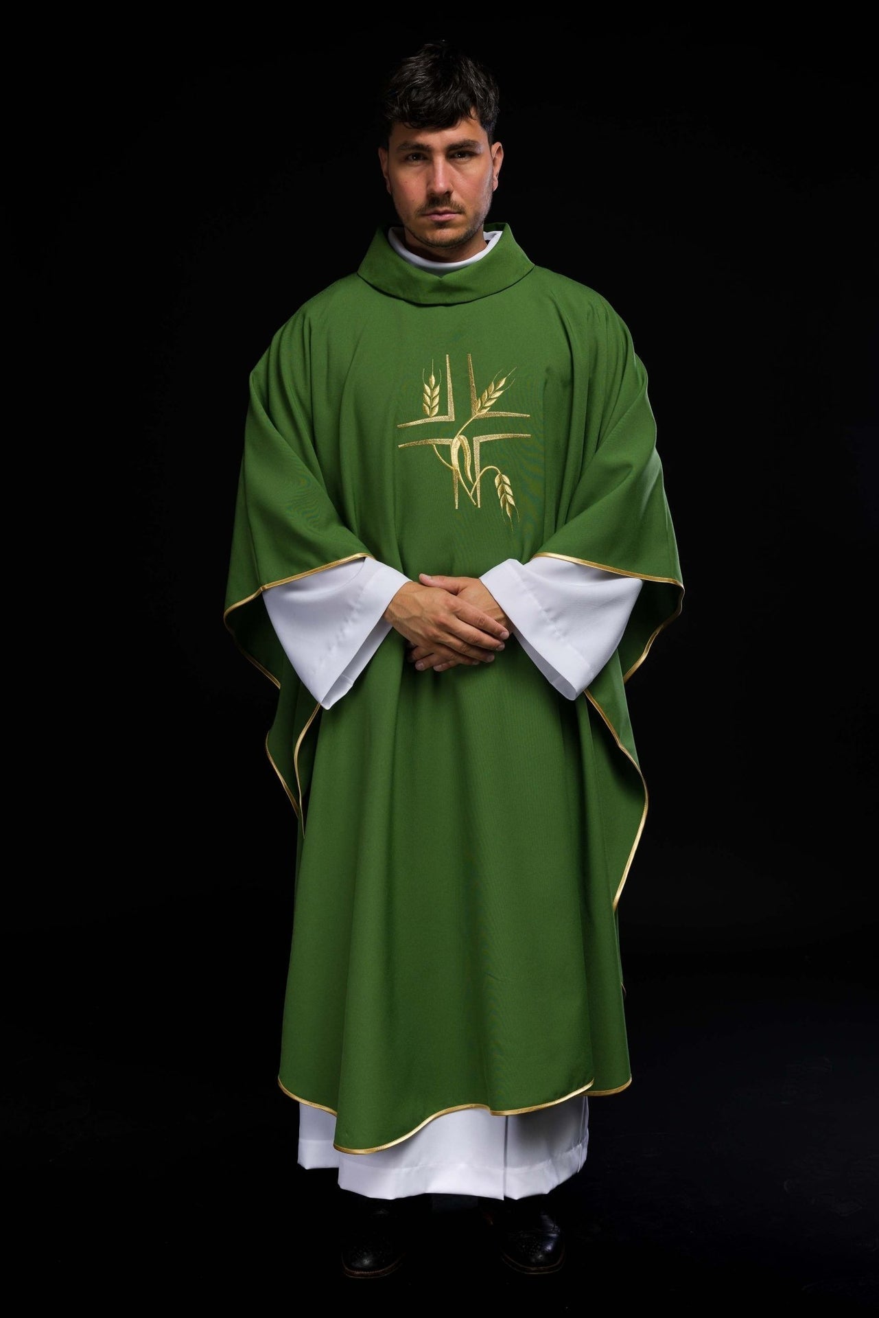 Zielony Ornat Liturgiczny z Haftem Krzyża i Kłosów - alba.pl
