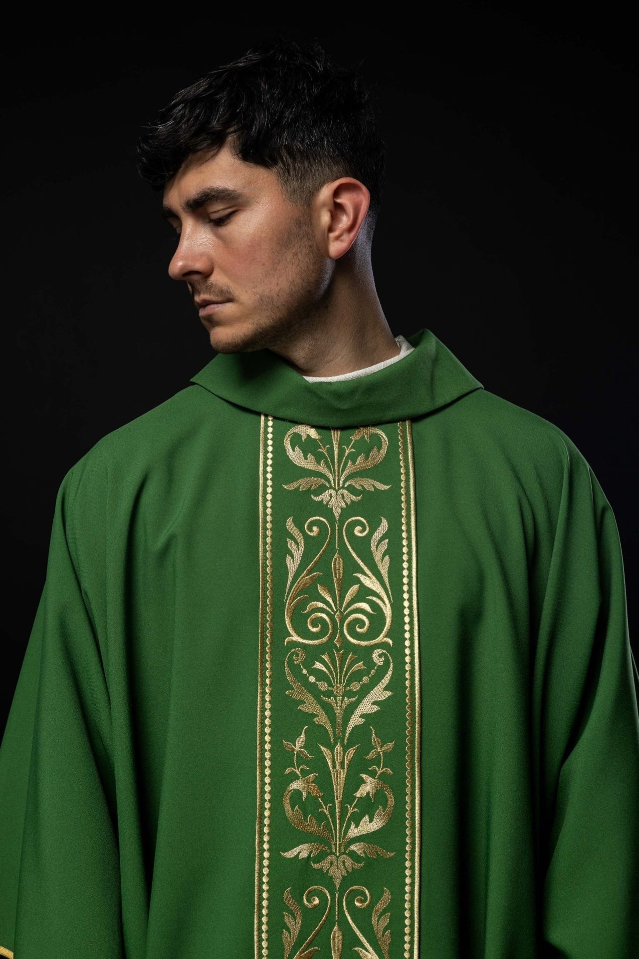 Zielony Ornat Liturgiczny Złoty Pas Haftowany Komplet Ze Stułą - alba.pl