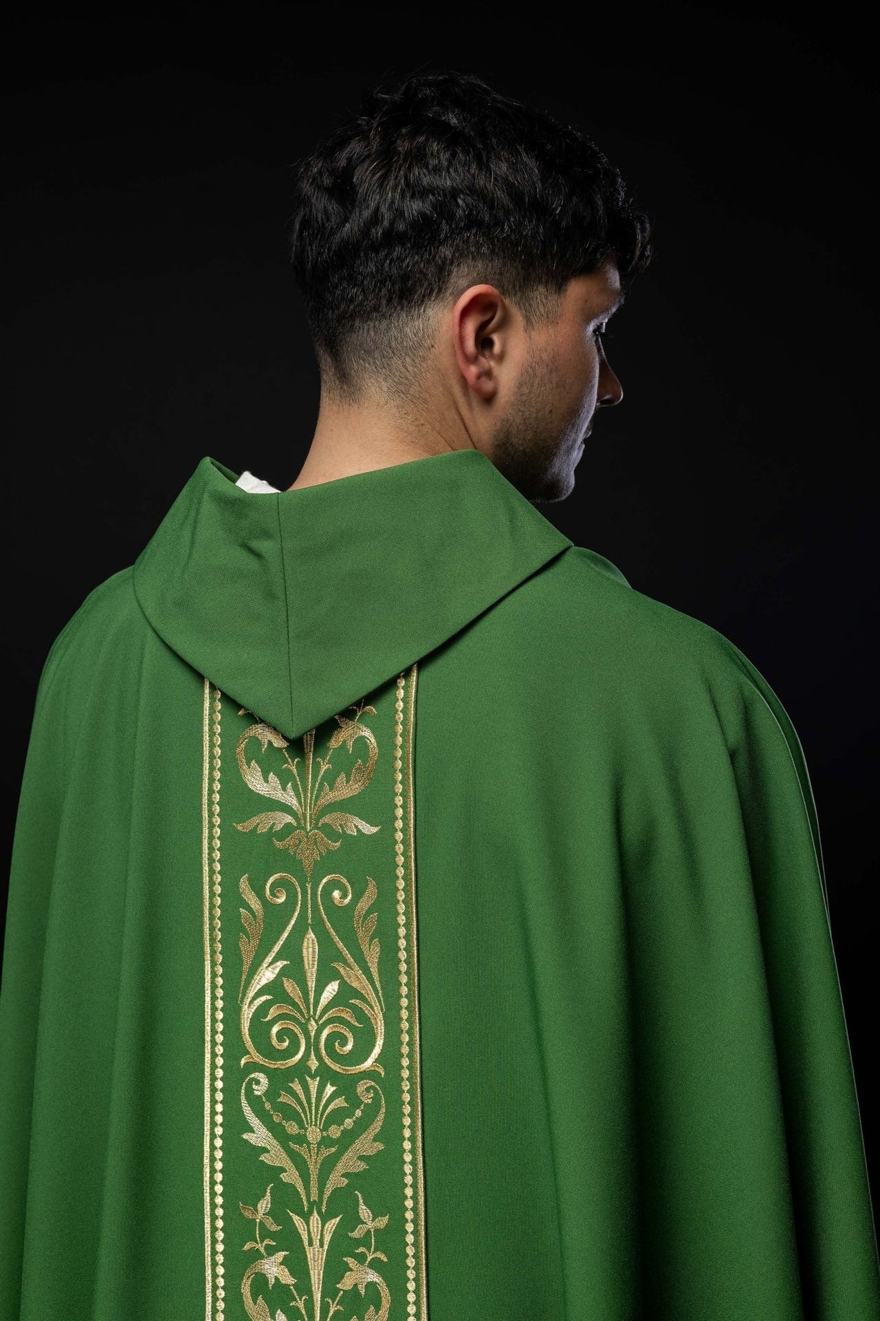 Zielony Ornat Liturgiczny Złoty Pas Haftowany Komplet Ze Stułą - alba.pl